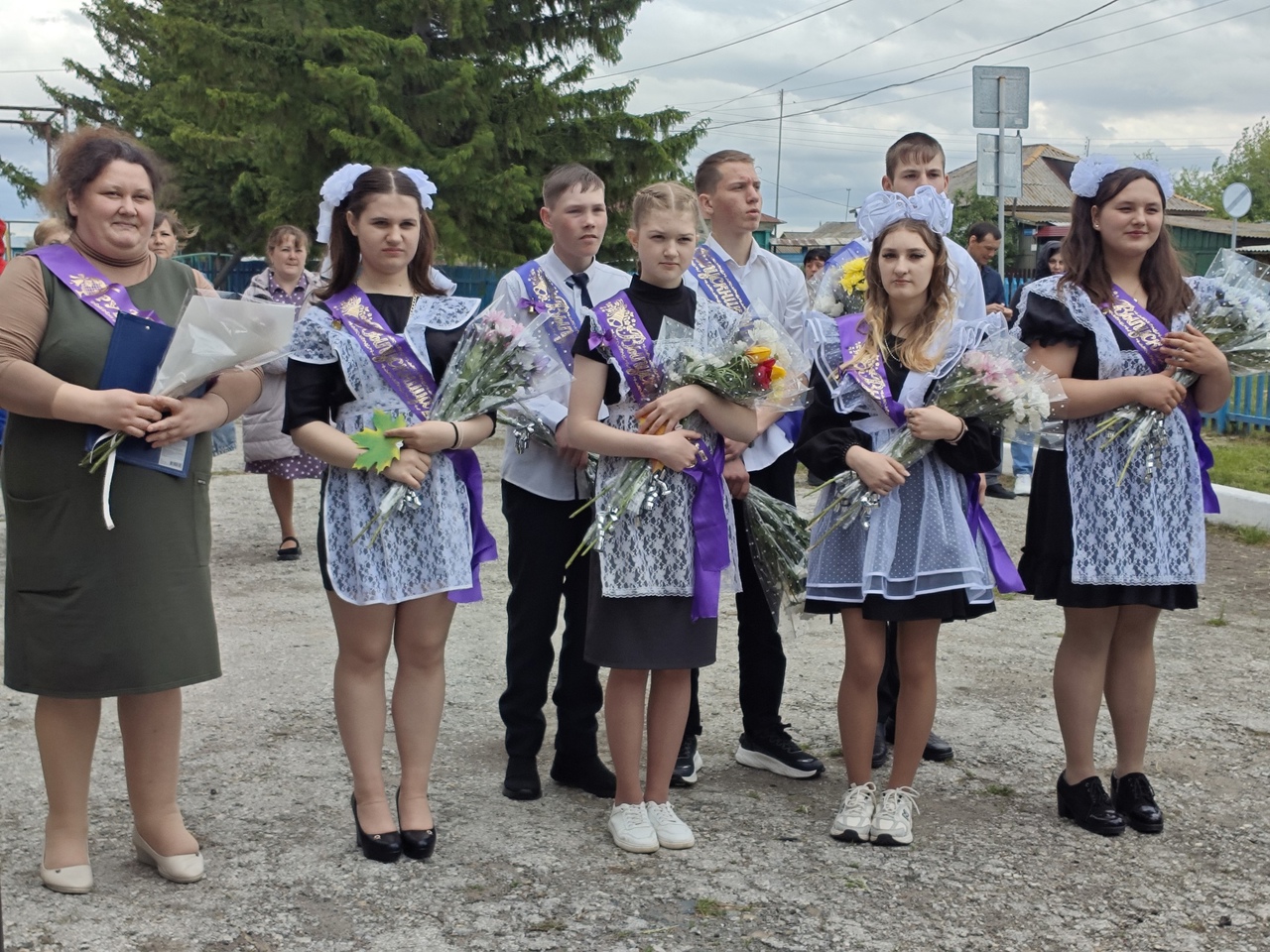 Последний звонок для учащихся 9 класса.